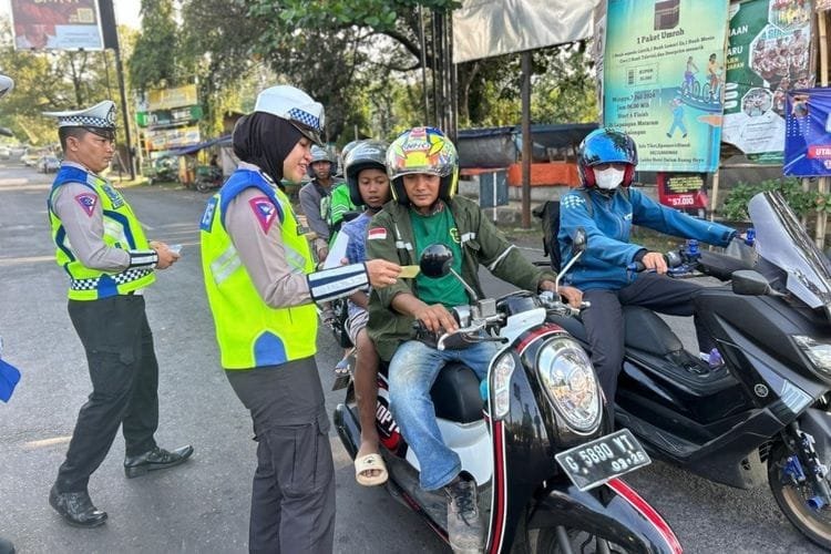 Attachment for Lupa Bawa SIM, Apakah Bisa Tunjukkan SIM Digital atau Fotokopi?